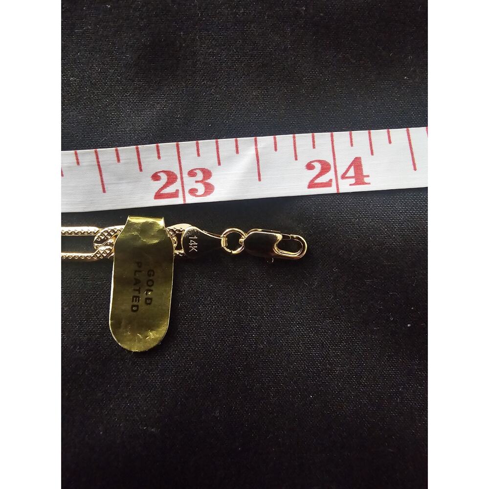 24in Gold-Plated brass-5.7mm frosted Figaro Chain w/Cross Pendant Charm - Picture 5 of 7